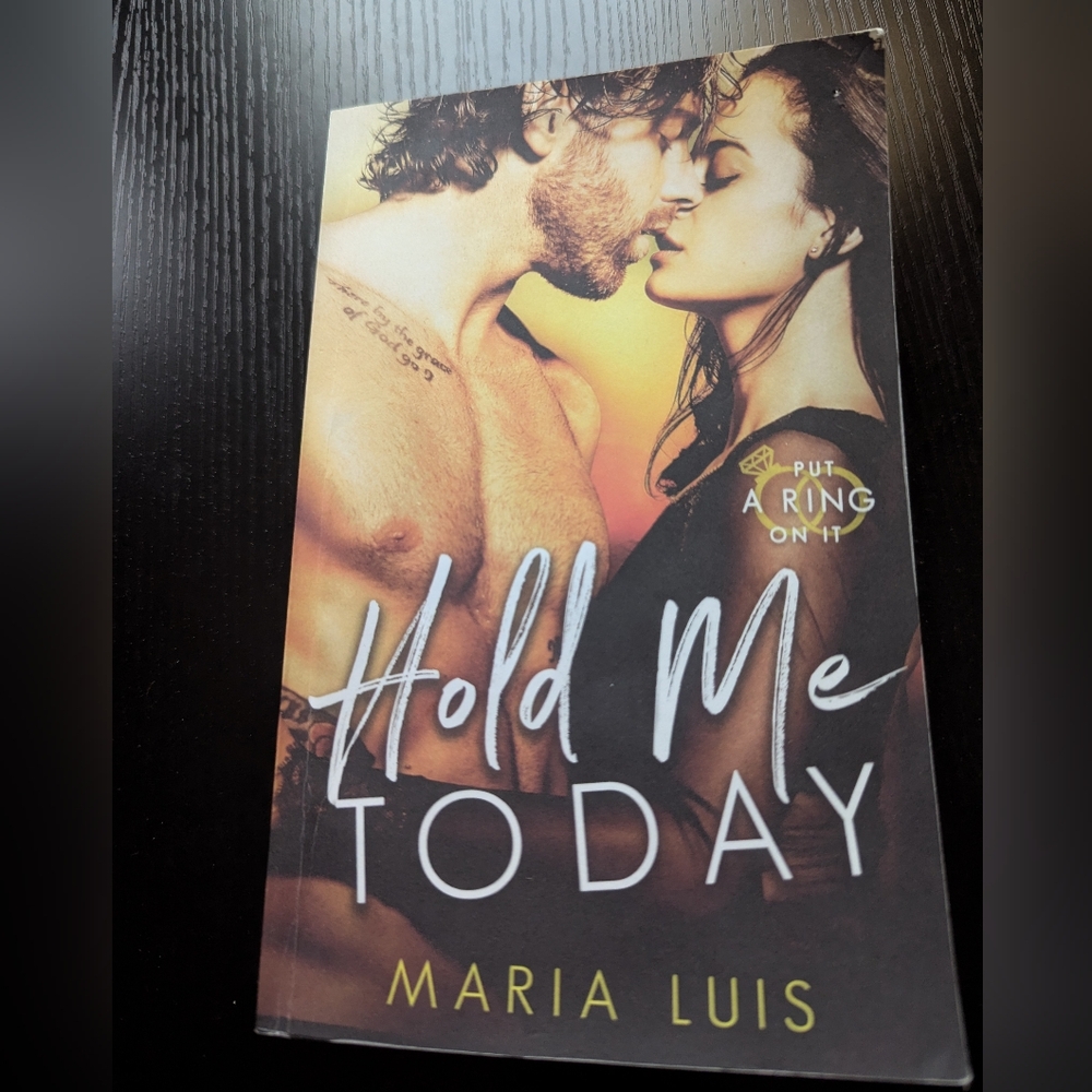Hold Me Today-Maria Luis
